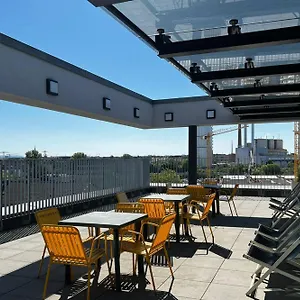 - The Niu, Leo By Ihg *** Nuremberg